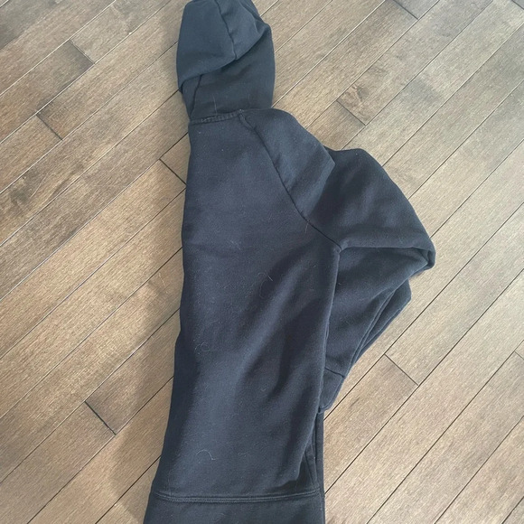 Children’s Place black zip up sweater size 10/12 - Picture 3 of 4